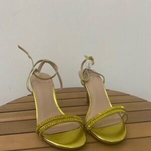 Elegant Gold Women's Heels